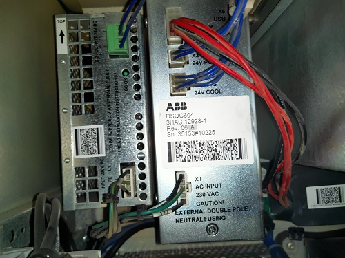 ABB IRC5控制器 3HAC 12989-1 伺服电源模块